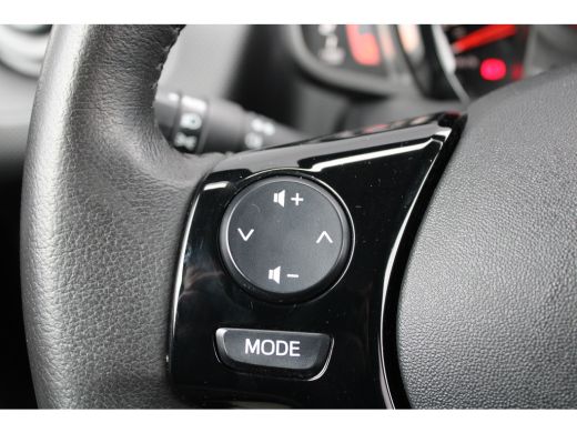 Citroën C1 1.0 VTi Shine | Navi by app | Camera | Climate control | Apple carplay | Lichtmetaal | 32.000km | ActivLease financial lease