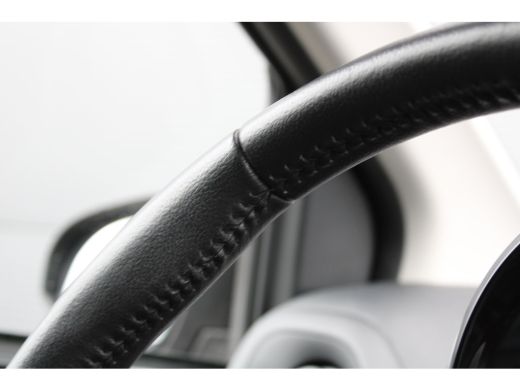 Citroën C1 1.0 VTi Shine | Navi by app | Camera | Climate control | Apple carplay | Lichtmetaal | 32.000km | ActivLease financial lease