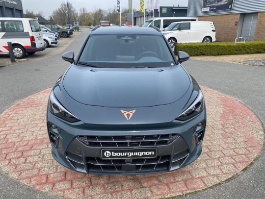CUPRA Terramar 1.5 TSI e-Hybrid | Trekhaak | 360 Camera | LED | PHEV | 204Pk | SOH 100% | ActivLease financial lease