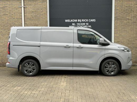 Ford E-Transit 320 L1H1 Limited 65 kWh/ 218 PK Direct leverbaar/stoel&stuur verwaming/B&O/ Camera ActivLease financial lease