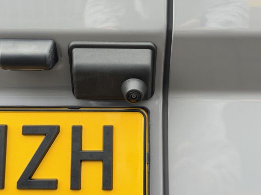 Ford E-Transit 320 L1H1 Limited 65 kWh/ 218 PK Direct leverbaar/stoel&stuur verwaming/B&O/ Camera ActivLease financial lease