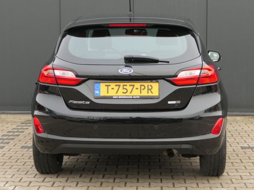 Ford Fiesta 1.0 EcoBoost 125pk Hybrid Titanium | Winter Pack | Keyless Entry | CarPlay/Android Auto | Parkeer... ActivLease financial lease