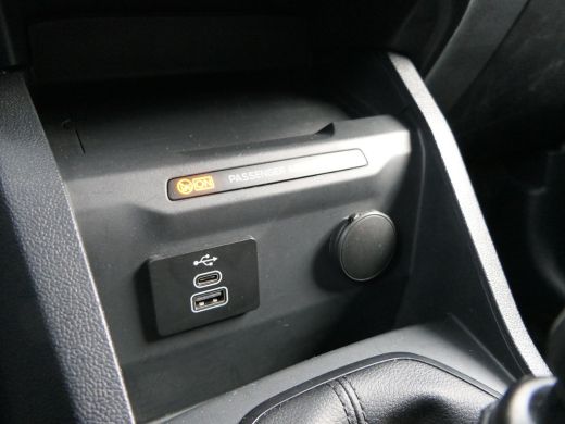 Ford Transit Courier 1.0 EcoBoost Trend | CarPlay/Android Auto | Bluetooth | Parkeersensoren | Rubberenmat Laadvloer |... ActivLease financial lease