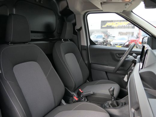 Ford Transit Courier 1.0 EcoBoost Trend | CarPlay/Android Auto | Bluetooth | Parkeersensoren | Rubberenmat Laadvloer |... ActivLease financial lease