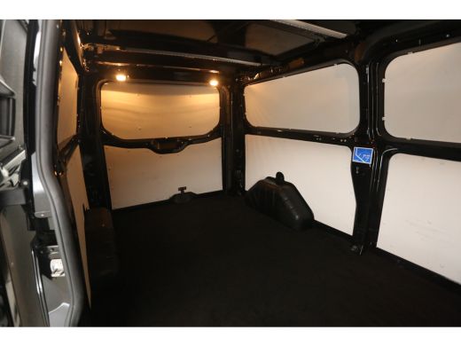 Ford Transit Custom 2.0 TDCI L2H1 | 2800kg Trekgew. | Trekh. | Airco | Cruise | 3 Zits | Parkeersens. ActivLease financial lease