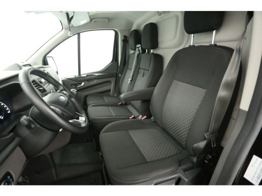 Ford Transit Custom 2.0 TDCI L2H1 | 2800kg Trekgew. | Trekh. | Airco | Cruise | 3 Zits | Parkeersens. ActivLease financial lease