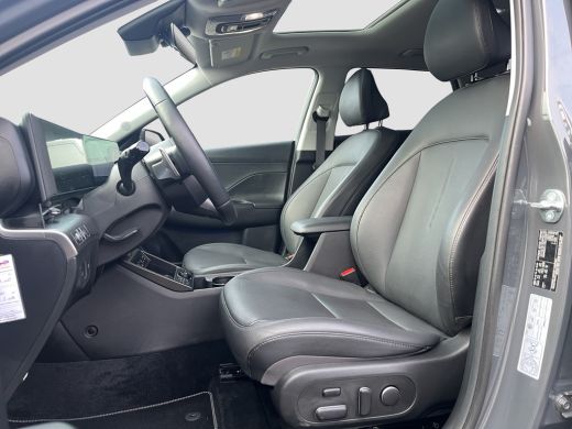 Hyundai Kona 1.6 GDI 141pk HEV Premium Sky | Premium audio | 360 camera | Schuif-kanteldak | Bestuurdersstoel ... ActivLease financial lease