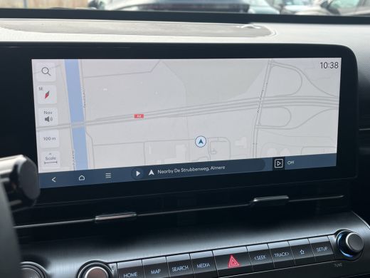 Hyundai Kona 1.6 GDI 141pk HEV Premium Sky | Premium audio | 360 camera | Schuif-kanteldak | Bestuurdersstoel ... ActivLease financial lease