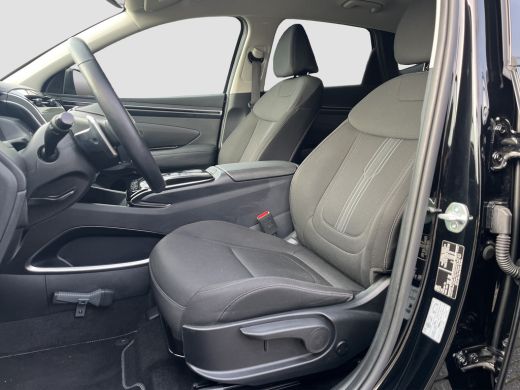 Hyundai Tucson 1.6 T-GDI 265pk PHEV Comfort Smart 4WD | Climate | Camera | Carplay | Keyless | Navigatie | Full ... ActivLease financial lease