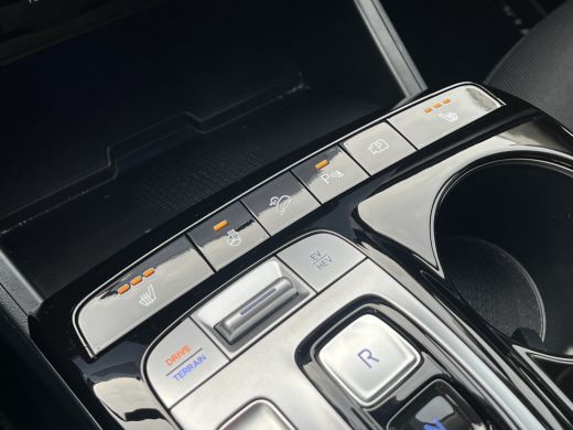 Hyundai Tucson 1.6 T-GDI 265pk PHEV Comfort Smart 4WD | Climate | Camera | Carplay | Keyless | Navigatie | Full ... ActivLease financial lease