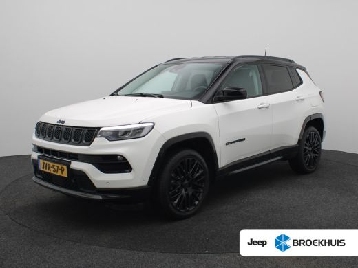 Jeep Compass 4xe 240 Plug-in Hybrid Electric S | Achterbank in delen neerklapbaar | Achterruitverwarming | Ach...