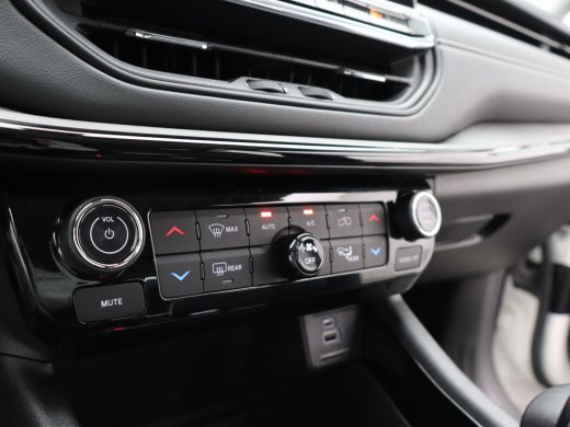 Jeep Compass 4xe 240 Plug-in Hybrid Electric S | Achterbank in delen neerklapbaar | Achterruitverwarming | Ach... ActivLease financial lease