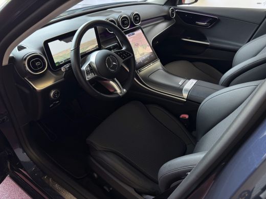 Mercedes-Benz C-Klasse 300e 313PK PHEV 12/2024 AVANTGARDE TREKHAAK HALF LEER CAMERA ELEK/STOEL/VERWARMD 12/2024 PHEV PLU... ActivLease financial lease