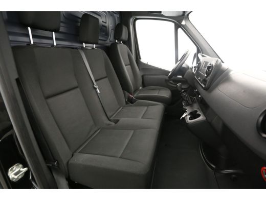 Mercedes-Benz Sprinter 211 CDI L2H2 | Airco | 3 Zits | Camera | Trekhaak | Carplay ActivLease financial lease