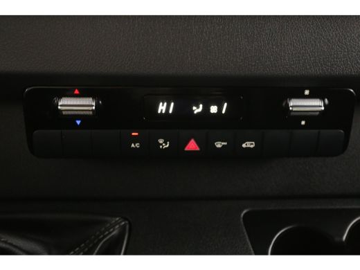 Mercedes-Benz Sprinter 211 CDI L2H2 | Airco | 3 Zits | Camera | Trekhaak | Carplay ActivLease financial lease