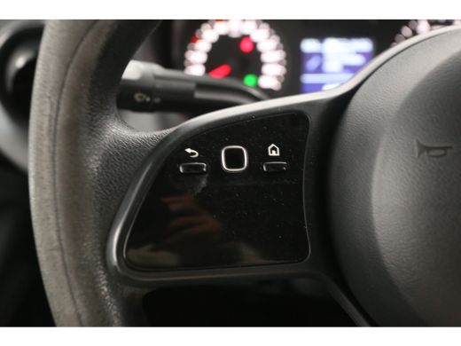 Mercedes-Benz Sprinter 211 CDI L2H2 | Airco | 3 Zits | Camera | Trekhaak | Carplay ActivLease financial lease