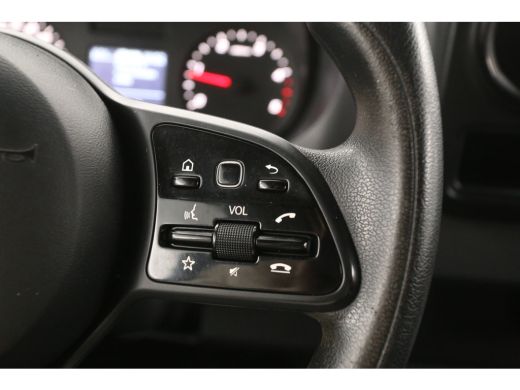 Mercedes-Benz Sprinter 211 CDI L2H2 | Airco | 3 Zits | Camera | Trekhaak | Carplay ActivLease financial lease