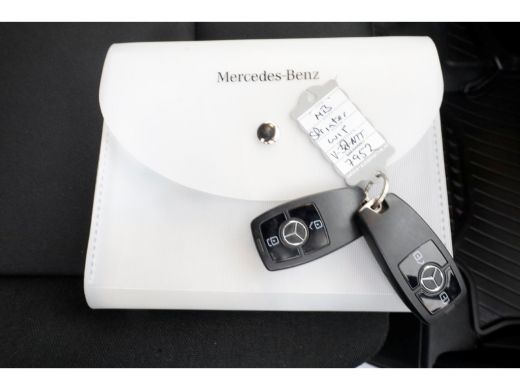 Mercedes-Benz Sprinter 317 CDI 170pk 9G Automaat L2H2 LED/Camera/Trekhaak 3500kg 01-2022 ActivLease financial lease