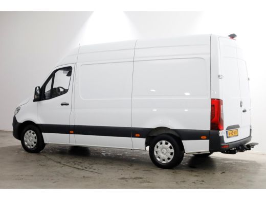 Mercedes-Benz Sprinter 317 CDI 170pk 9G Automaat L2H2 LED/Camera/Trekhaak 3500kg 01-2022 ActivLease financial lease