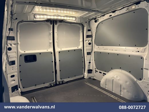 Mercedes-Benz Vito 116 CDI 164pk L2H1 Euro6 Airco | LM-velgen | Imperiaal | AMG | LED | Cruisecontrol | Leder Parkee... ActivLease financial lease