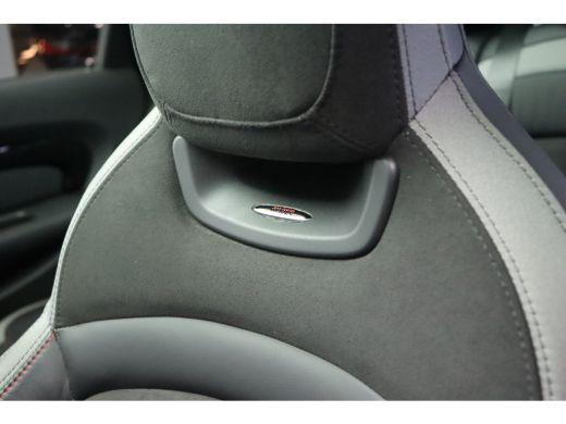 Mini Clubman Cooper S JCW Automaat / Panoramadak / Achteruitrijcamera / Sportonderstel / Stuurverwarming / Com... ActivLease financial lease