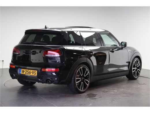 Mini Clubman Cooper S JCW Automaat / Panoramadak / Achteruitrijcamera / Sportonderstel / Stuurverwarming / Com... ActivLease financial lease