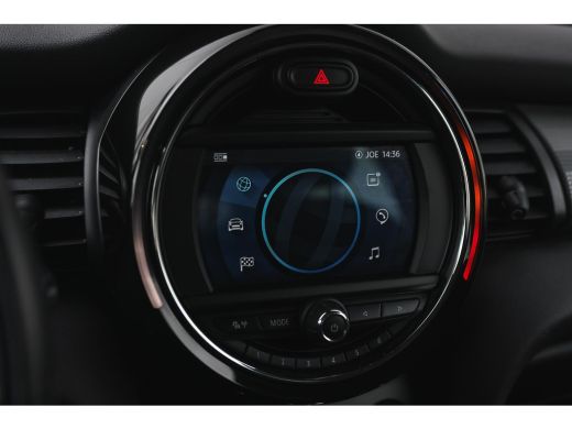 Mini Cooper Cooper Salt / LED / Airconditioning / Cruise Control / Navigatie ActivLease financial lease