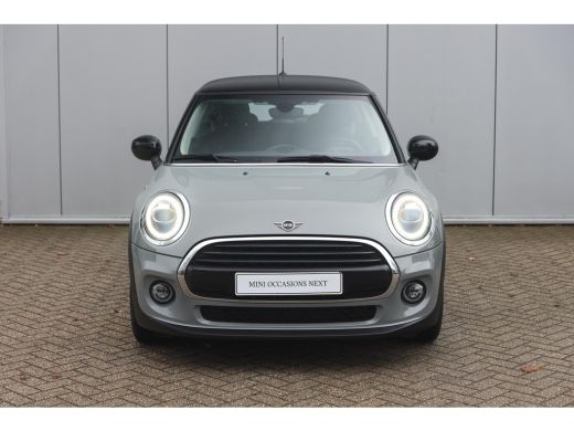 Mini Cooper Cooper Salt / LED / Airconditioning / Cruise Control / Navigatie ActivLease financial lease