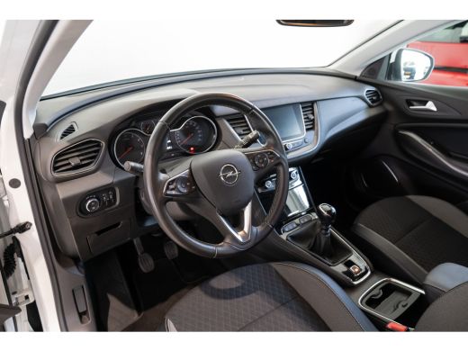 Opel Grandland X 1.2 Turbo Innovation | Trekhaak | Camera | Dodehoek bewaking | Navigatie | Apple Carplay & Androi... ActivLease financial lease