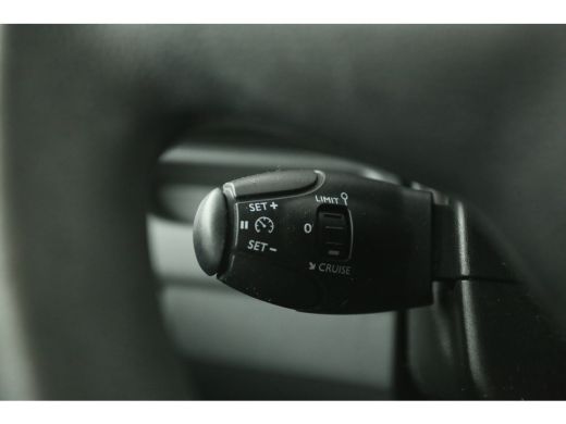 Opel Vivaro 2.0 CDTI L3H1 | Dubbele Cabine | Airco | Camera | Cruise | Carplay | Trekh. | Kasten | Imperiaal ActivLease financial lease