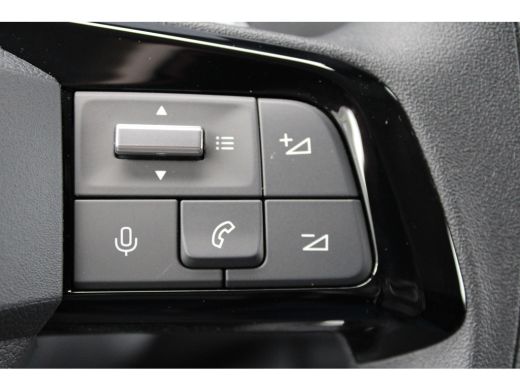 Opel Vivaro-e L3 50 kWh 0% RENTE | BETIMMERING LAADRUIMTE | 8 JAAR GARANTIE | CAMERA | DRAADLOOS CARPLAY ActivLease financial lease