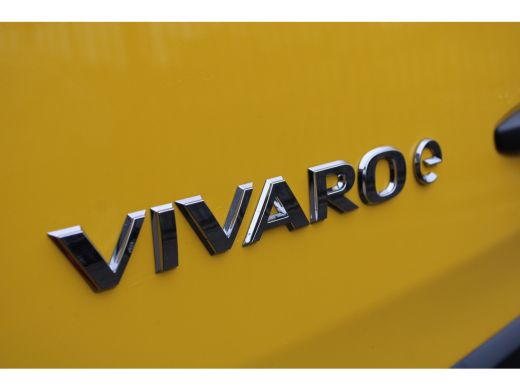 Opel Vivaro-e L3 50 kWh Airco | Betimmering Laadruimte | 8 Jaar Garantie | Camera | Apple Carplay | ActivLease financial lease