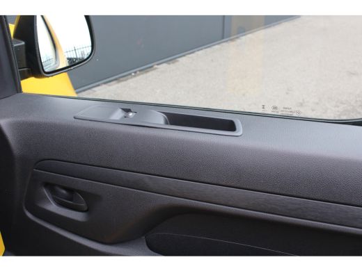 Opel Vivaro-e L3 50 kWh Airco | Betimmering Laadruimte | 8 Jaar Garantie | Camera | Apple Carplay | ActivLease financial lease