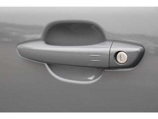 Peugeot 2008 1.2 PURETECH 130PK GT PACK AUTOMAAT / NAVI / LEDER / CLIMA / LED / PDC / 17" LMV / KEYLESS / ALCA... ActivLease financial lease