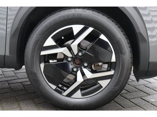 Peugeot 2008 1.2 PURETECH 130PK GT PACK AUTOMAAT / NAVI / LEDER / CLIMA / LED / PDC / 17" LMV / KEYLESS / ALCA... ActivLease financial lease