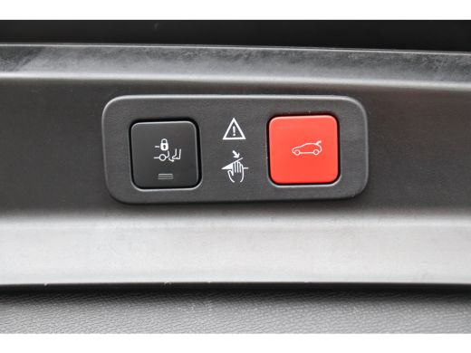 Peugeot 5008 1.2 PURETECH 130PK 7-ZITS GT PACK AUTOMAAT / NAVI / CLIMA / PDC / 19" LMV / CAMERA / KEYLESS / FU... ActivLease financial lease