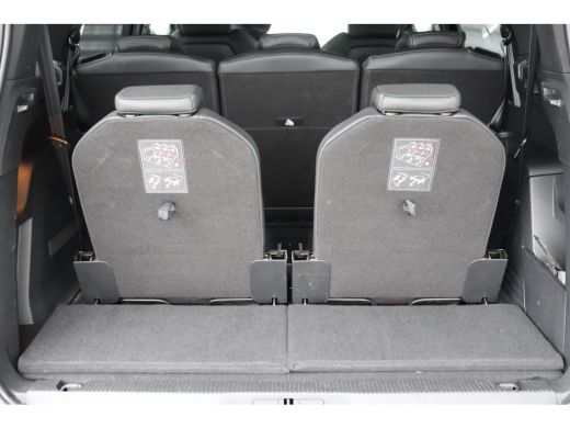 Peugeot 5008 1.2 PURETECH 130PK 7-ZITS GT PACK AUTOMAAT / NAVI / CLIMA / PDC / 19" LMV / CAMERA / KEYLESS / FU... ActivLease financial lease