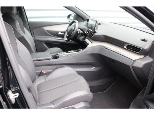 Peugeot 5008 1.2 PURETECH 130PK 7-ZITS GT PACK AUTOMAAT / NAVI / CLIMA / PDC / 19" LMV / CAMERA / KEYLESS / FU... ActivLease financial lease