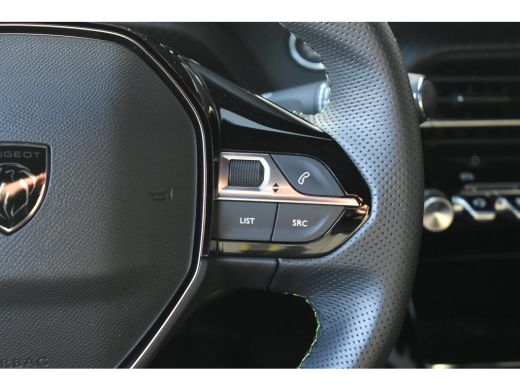 Peugeot e-208 EV GT 51 kWh 97%SOH! | Navigatie | Achteruitrijcamera | Apple Carplay | Android Auto | Climate Co... ActivLease financial lease