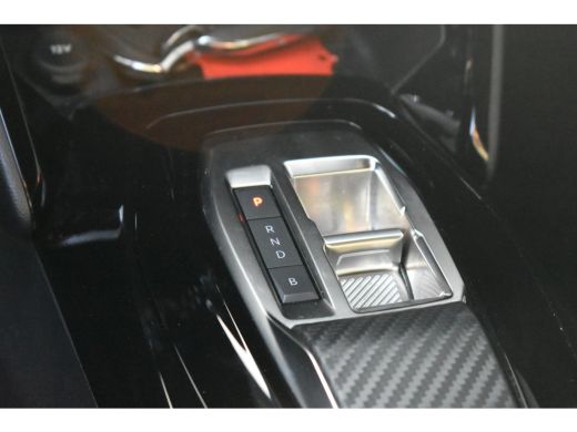 Peugeot e-208 EV GT 51 kWh 97%SOH! | Navigatie | Achteruitrijcamera | Apple Carplay | Android Auto | Climate Co... ActivLease financial lease