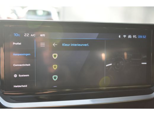 Peugeot e-208 EV GT 51 kWh 97%SOH! | Navigatie | Achteruitrijcamera | Apple Carplay | Android Auto | Climate Co... ActivLease financial lease