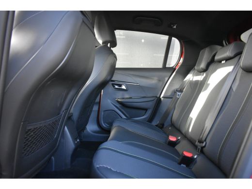 Peugeot e-208 EV GT 51 kWh 97%SOH! | Navigatie | Achteruitrijcamera | Apple Carplay | Android Auto | Climate Co... ActivLease financial lease