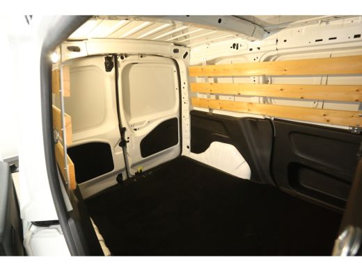 Peugeot Partner 1.2 | 111PK | Benzine | Airco | Cruise | Carplay | Navi | Parkeersens. ActivLease financial lease