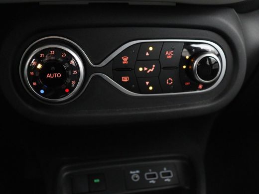 Renault Twingo Z.E. R80 Collection | SOH 91% | 3 Fase | Carplay | Climate control | DAB | Elektrische ramen | Sp... ActivLease financial lease