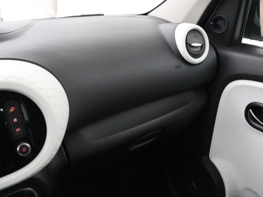 Renault Twingo Z.E. R80 Collection | SOH 91% | 3 Fase | Carplay | Climate control | DAB | Elektrische ramen | Sp... ActivLease financial lease