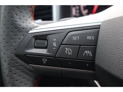 Seat Ateca FR Business Intense 150PK | Achteruitrijcamera | Airconditioning automatisch met 2-zone-temperatu... ActivLease financial lease