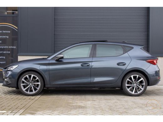 Seat Leon 1.4 TSI eHybrid PHEV FR Bus. Intens. PANO MEMORY CAMERA ADAPTIEF ActivLease financial lease