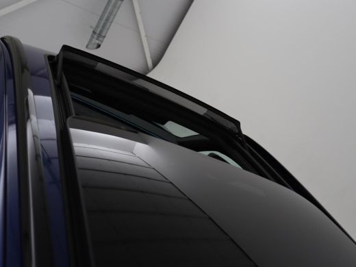 Seat Leon 1.4 TSI eHybrid PHEV FR | Panoramadak | Stoelverwarming | Leder/Alcantara | Adaptive cruise | Cam... ActivLease financial lease