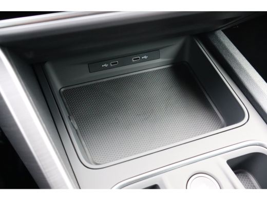 Seat Leon FR Business - eHybrid 204PK | Achteruitrijcamera | Automatisch dimmende binnenspiegel | Dakhemel ... ActivLease financial lease