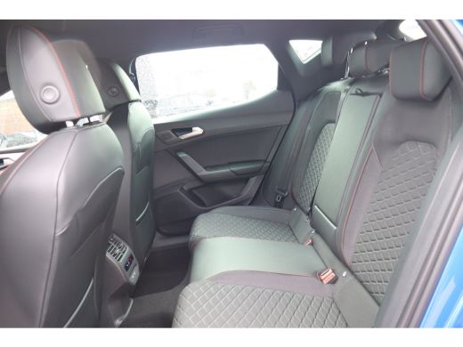 Seat Leon FR Business - eHybrid 204PK | Achteruitrijcamera | Automatisch dimmende binnenspiegel | Dakhemel ... ActivLease financial lease